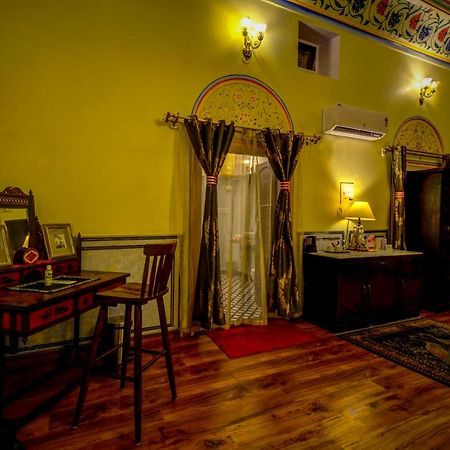 The Umaid Vilas Royal Heritage Haveli Jaipur Exterior photo