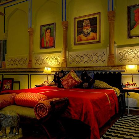 The Umaid Vilas Royal Heritage Haveli Jaipur Exterior photo