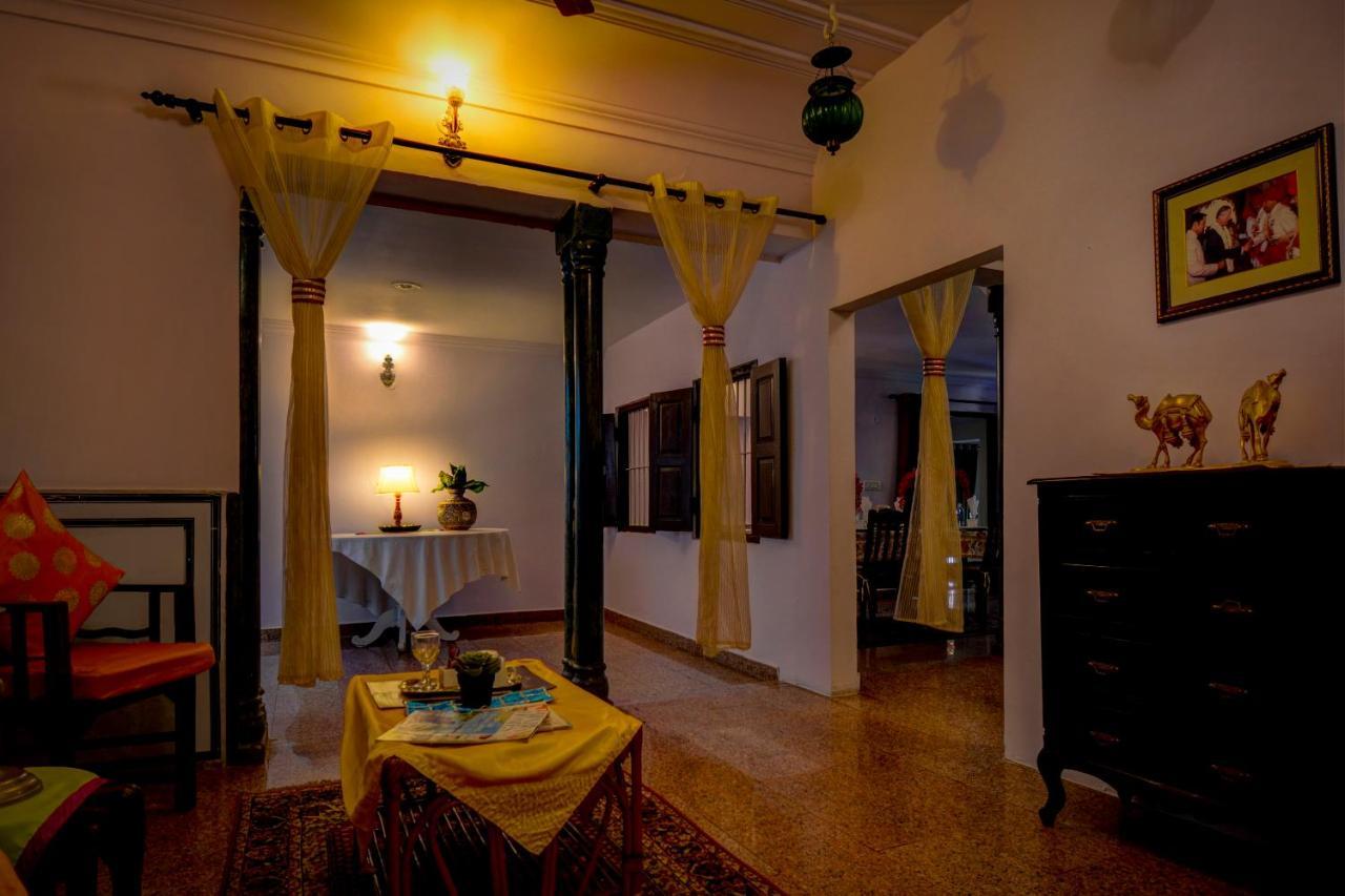 The Umaid Vilas Royal Heritage Haveli Jaipur Exterior photo