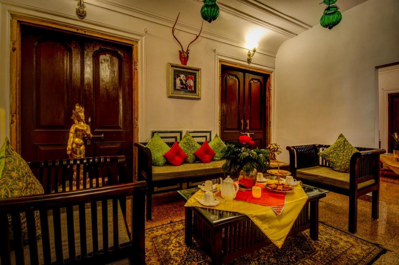 The Umaid Vilas Royal Heritage Haveli Jaipur Exterior photo