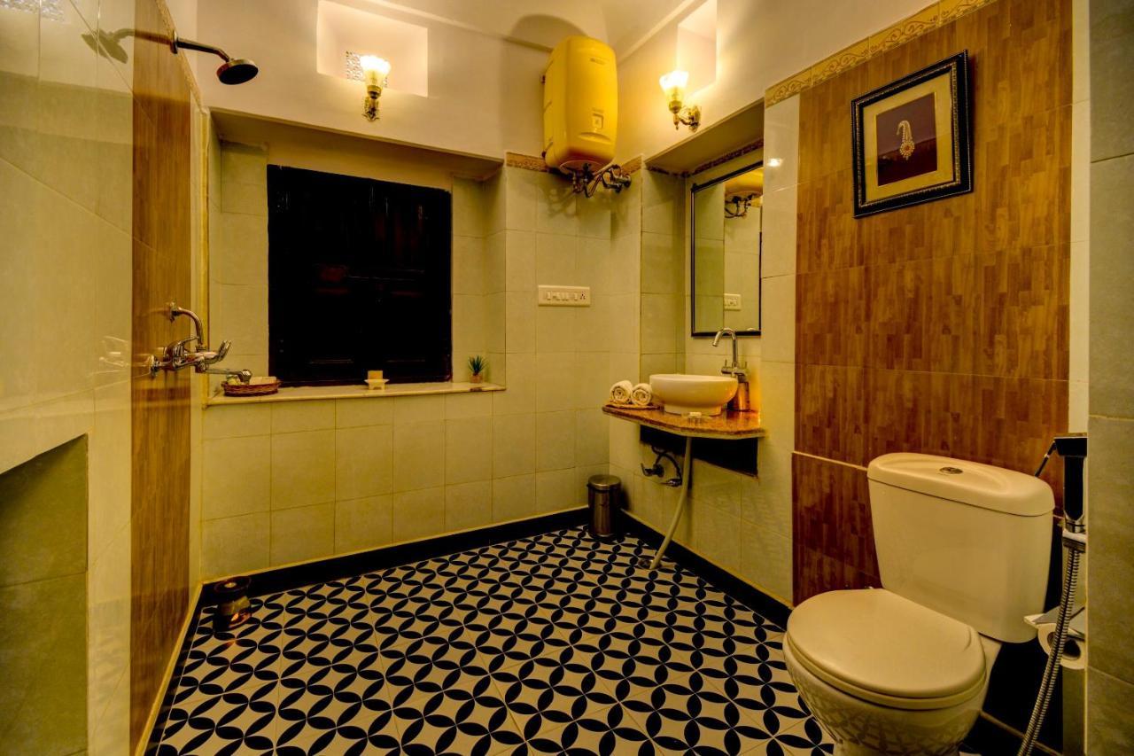 The Umaid Vilas Royal Heritage Haveli Jaipur Exterior photo