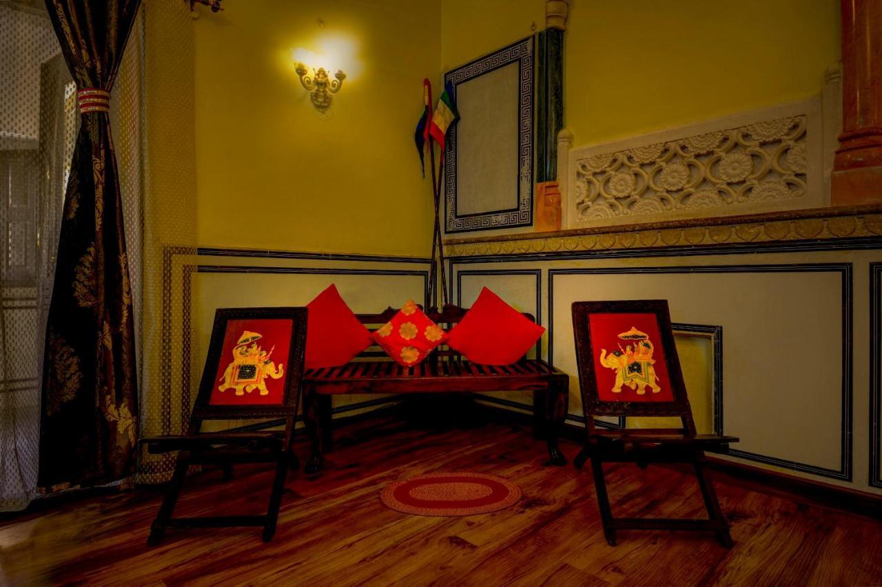 The Umaid Vilas Royal Heritage Haveli Jaipur Exterior photo