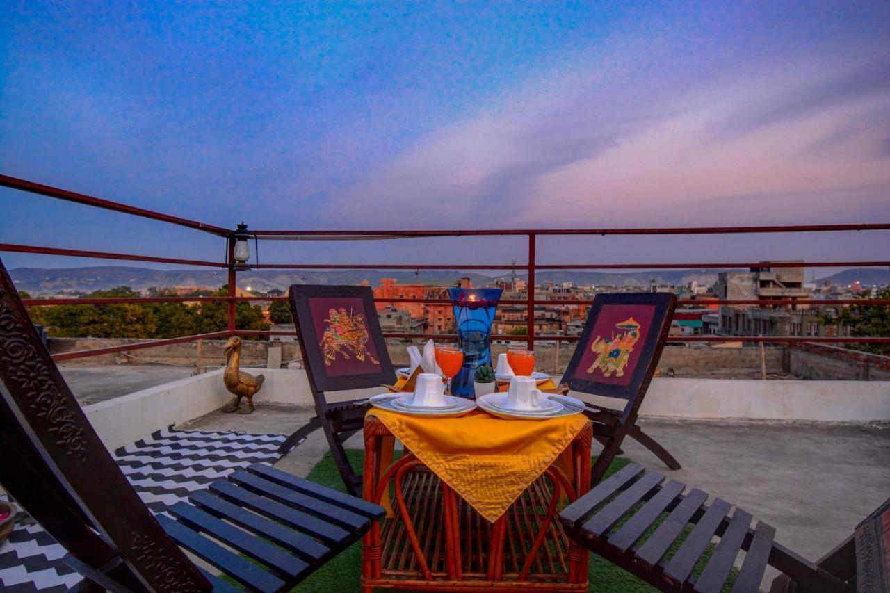 The Umaid Vilas Royal Heritage Haveli Jaipur Exterior photo
